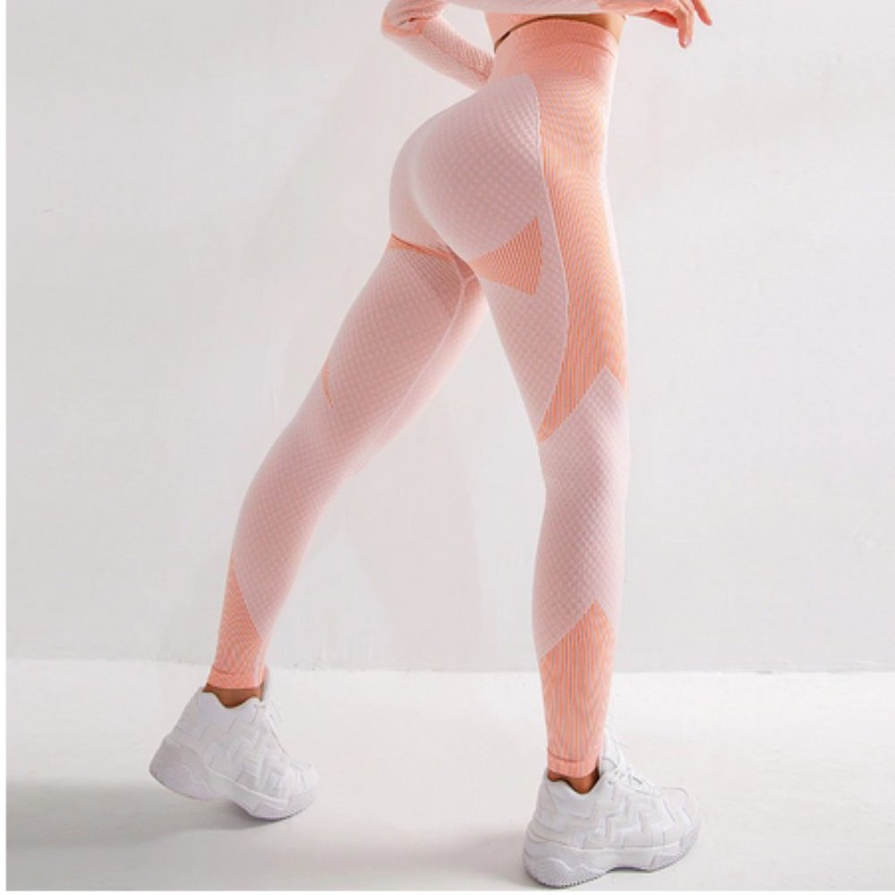 New High Quality Sexy Leggings. - Picture 2 of 15